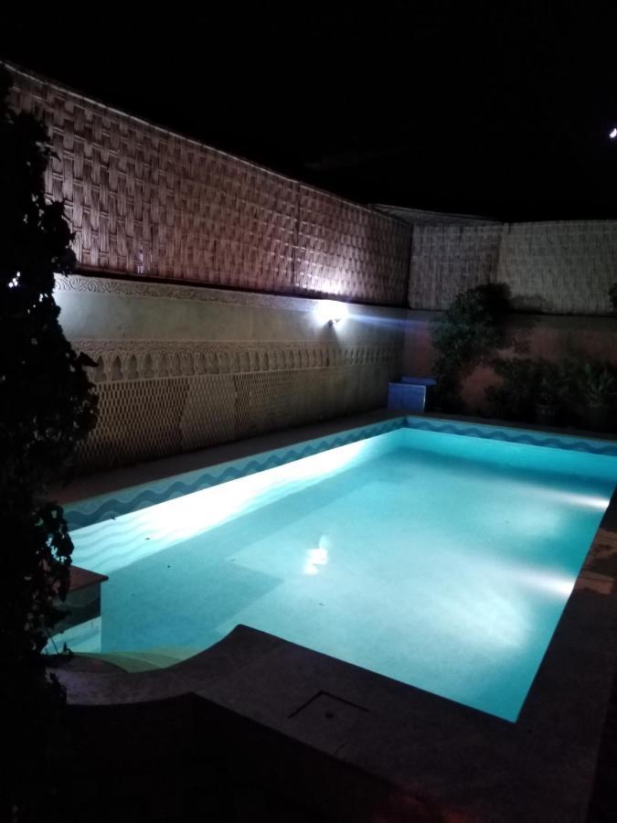 Villa Eden Варзазат Екстериор снимка