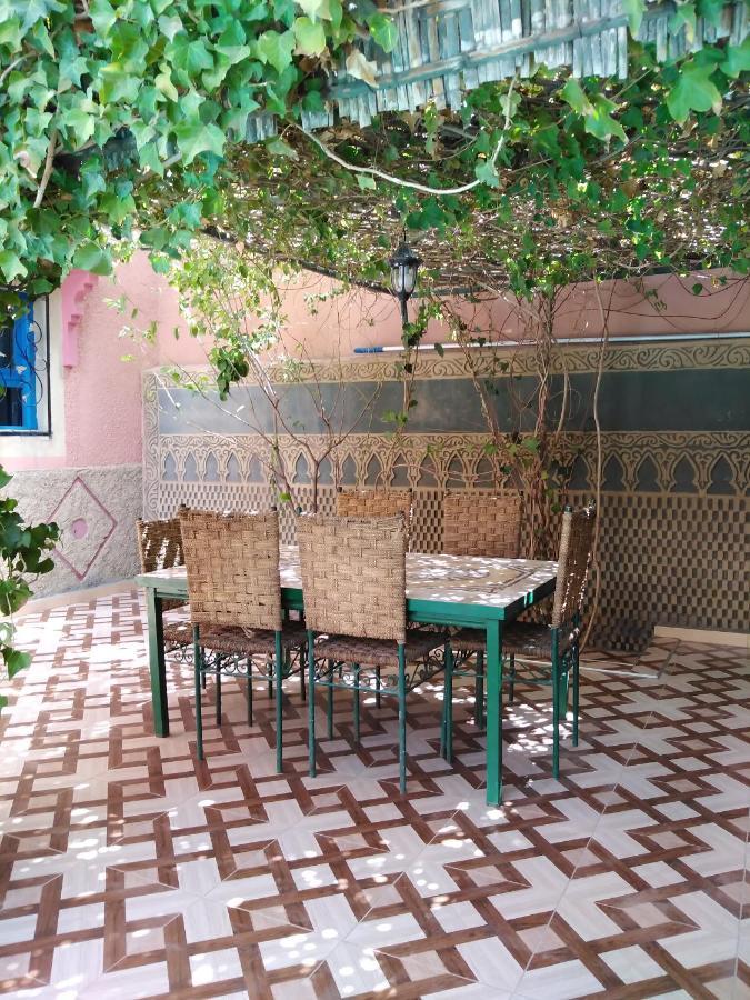 Villa Eden Варзазат Екстериор снимка