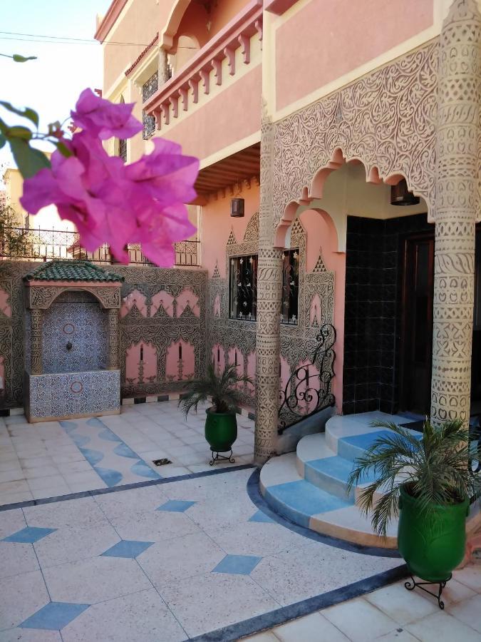Villa Eden Варзазат Екстериор снимка